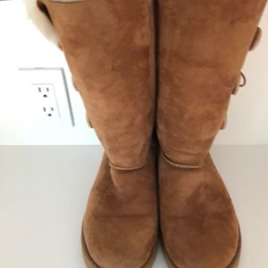 Uggs Tall Chestnut with buttons